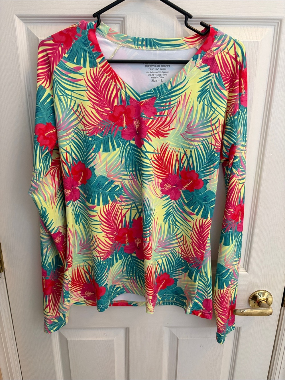 Tormenter premium gear largeTropical Floral V-Neck Long Sleeve Top - SPF-50